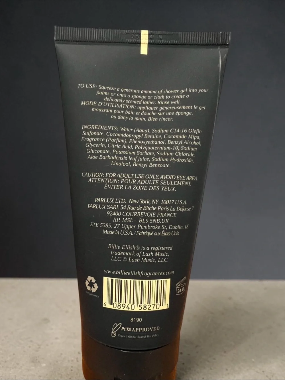 Eilish Scented Moisturizer & Shower Gel Set with quilted bag.